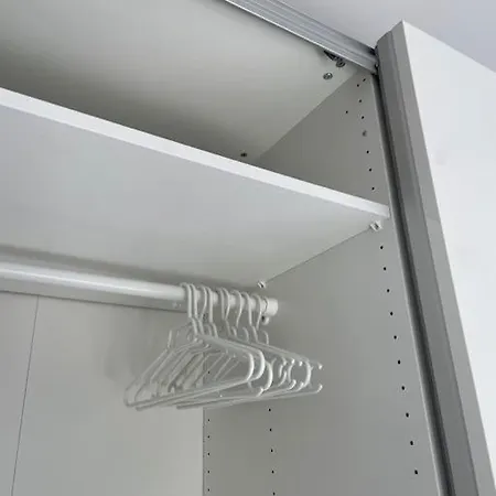 Minimalist Apartment-free Parking, Self Check In Daire Riga